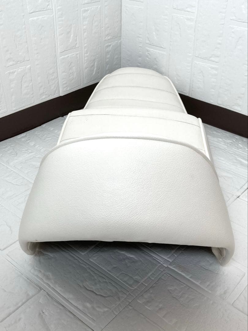 GS400 ホワイトレザー タックロールシート（あんこ抜き)