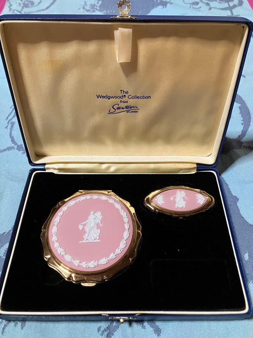 ウェジウッド　ストラットン　コンパクトミラー　リップスティックホルダー