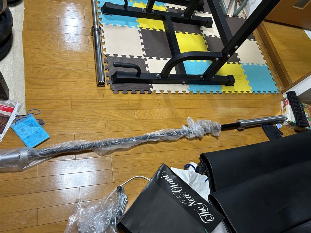 新品・未使用　Body maker オリンピックバーベルシャフトpro220