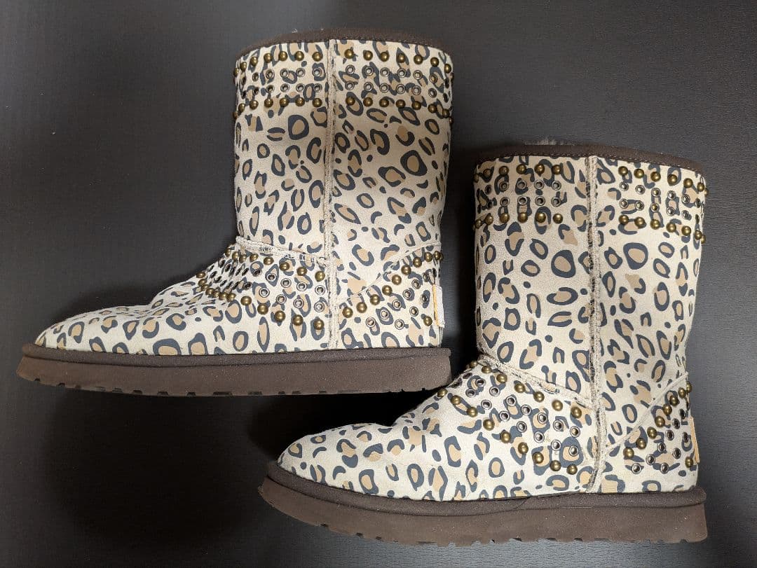 UGG & JIMMY CHOO ヒョウ柄ムートンブーツ 8