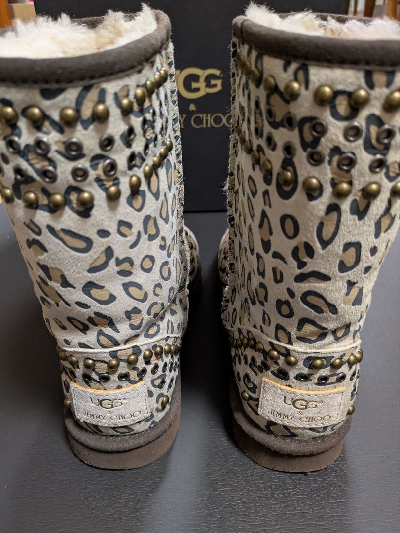 UGG & JIMMY CHOO ヒョウ柄ムートンブーツ 8