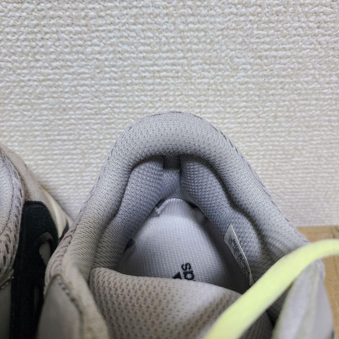 靴 adidas YEEZY Boost 700 Wave Runner 27.5