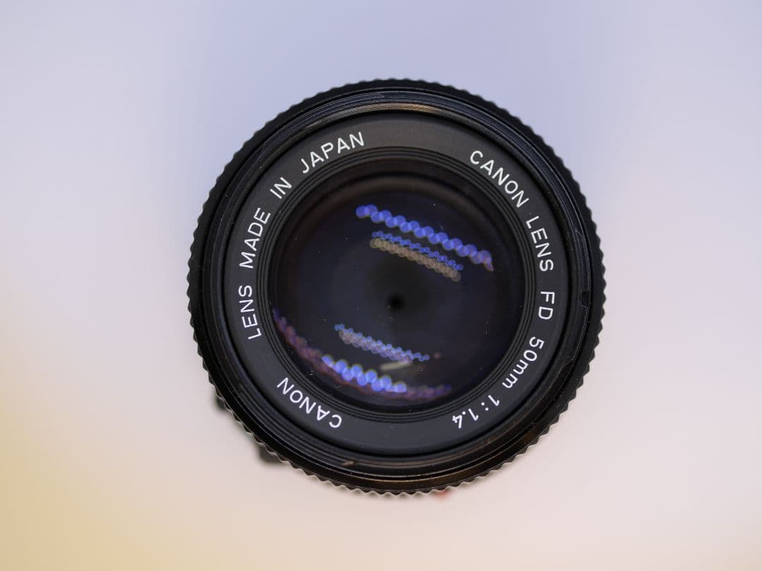 50mm f/1.4 単焦点レンズ　canon FD