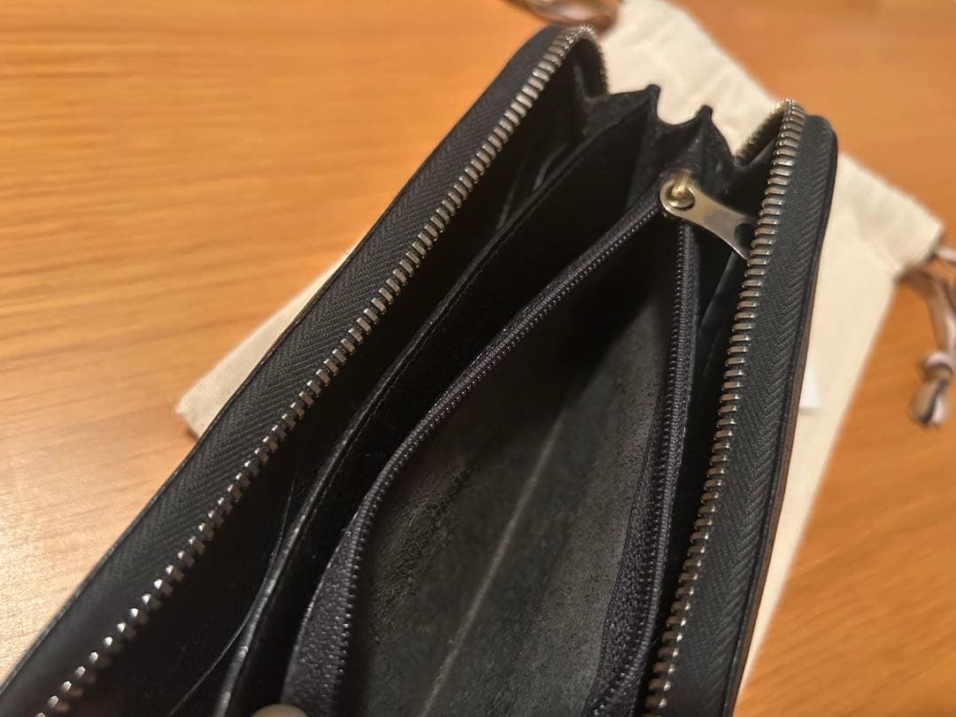 ILBISONTEブラック長財布