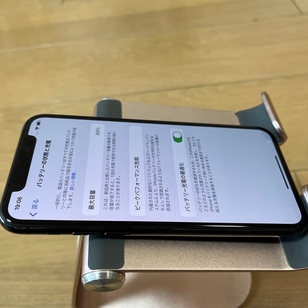 新品ケース付！超美品！iPhone11 pro 256GB SIMフリー
