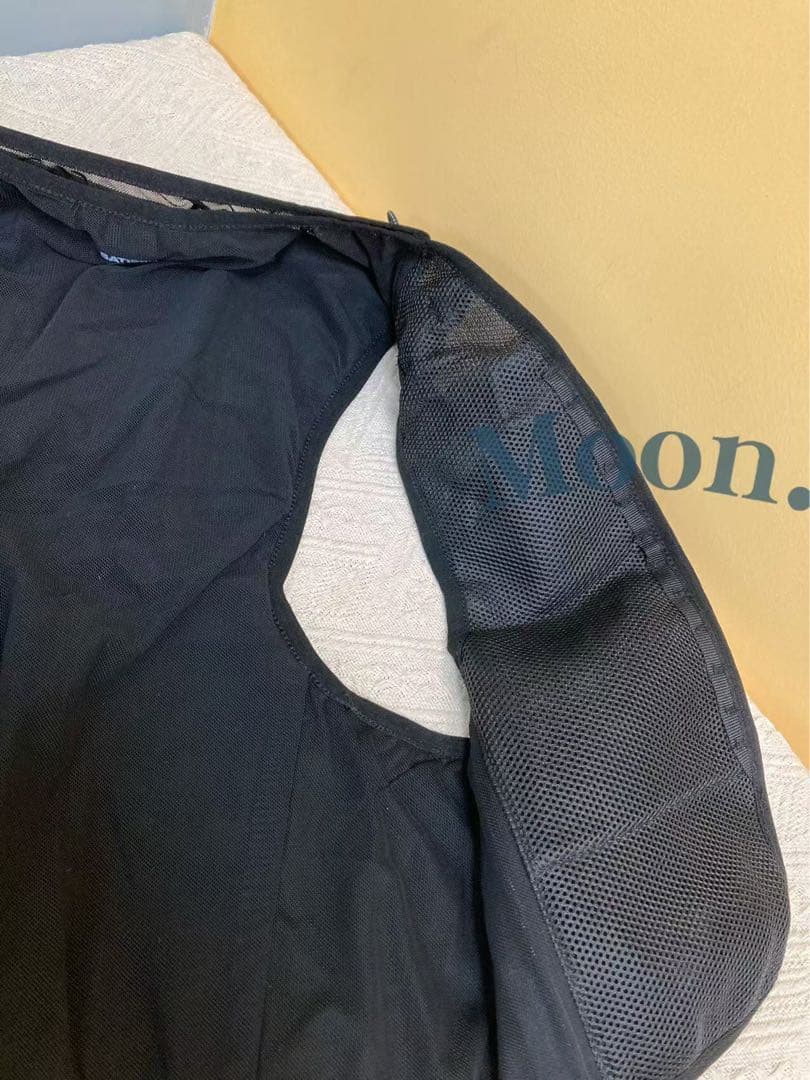 SATISFY Running 軽量ランニングベスト S/M