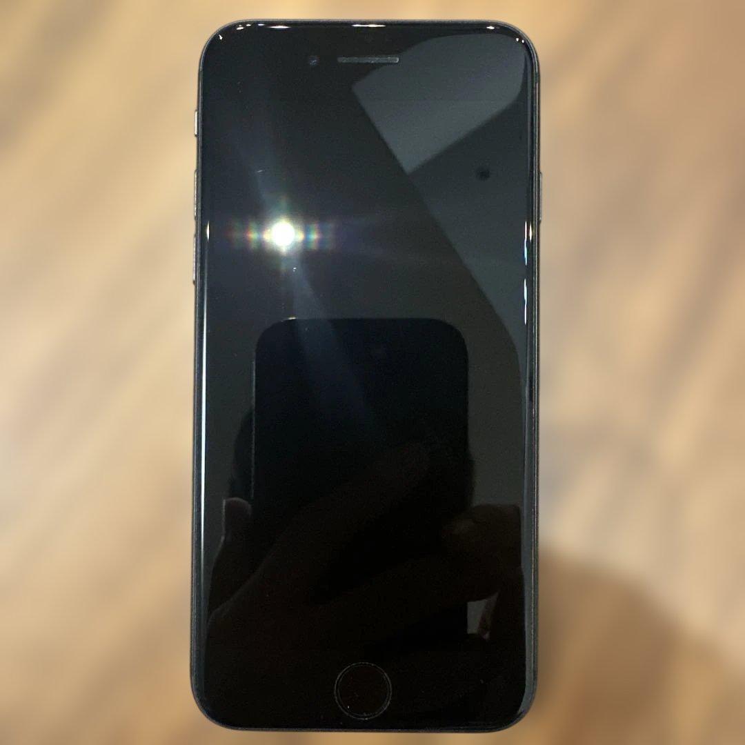 Apple iPhone 8 本体 SIMフリー【スピード発送】