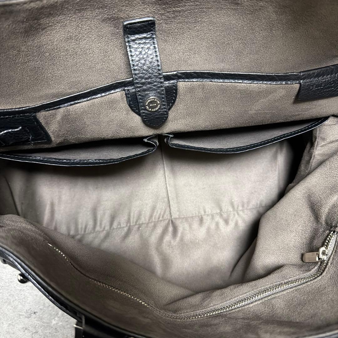 【美品】ペッレモルビダ　メイデンヴォヤージュ　フラップボストンバッグ　ブラックM