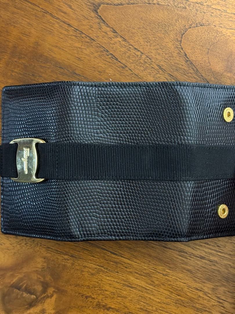 フェラガモ　新品　キーケース　黒