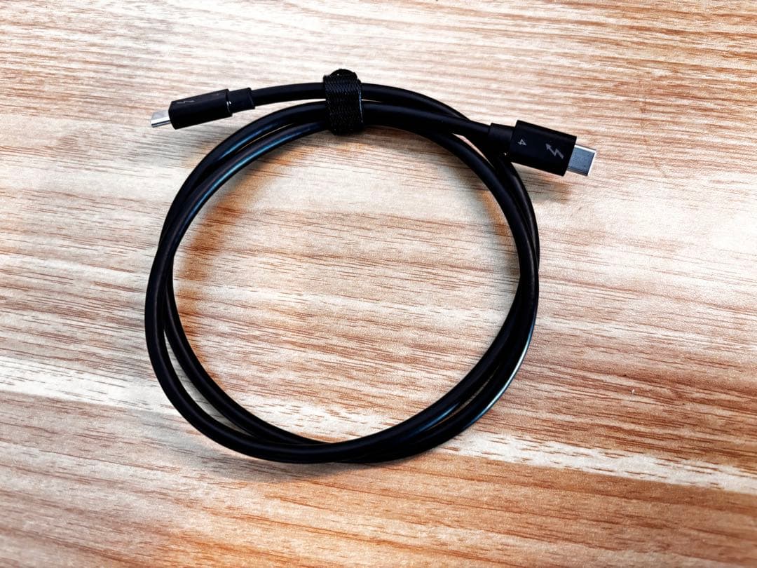 その他 CalDigit TS4