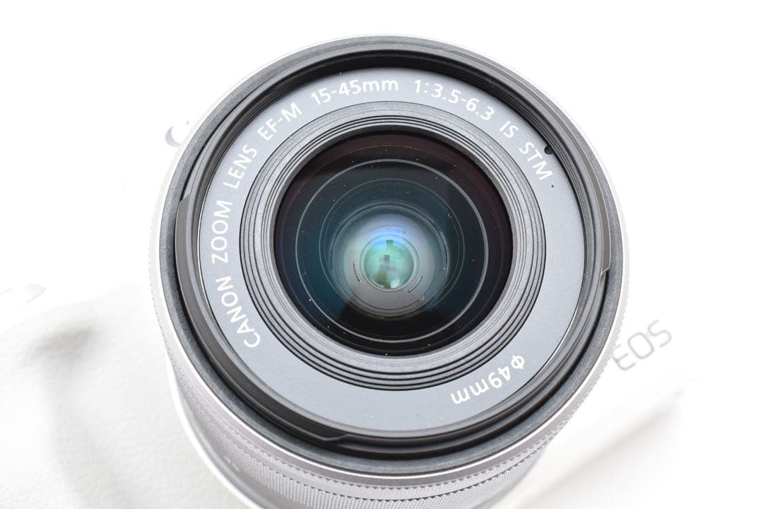 キヤノンCANON EOS KISS M2 EF-M15-45mm IS STM