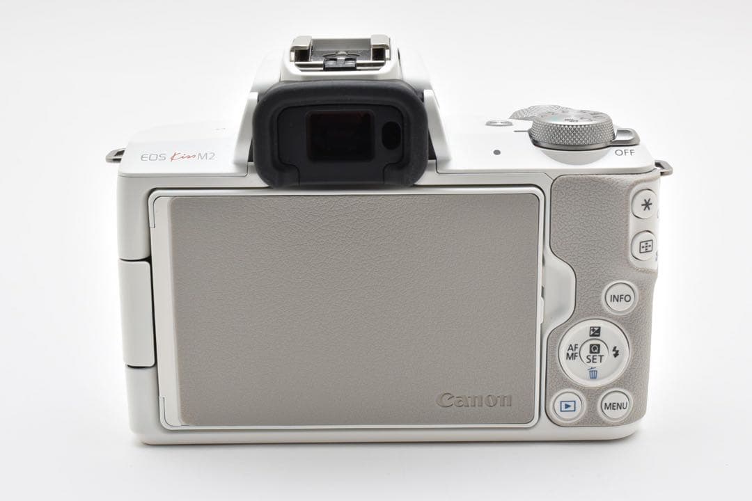 キヤノンCANON EOS KISS M2 EF-M15-45mm IS STM