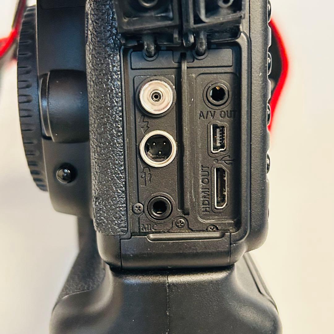 美品　Canon EOS 5D Mark II 本体 バッテリーグリップ付き