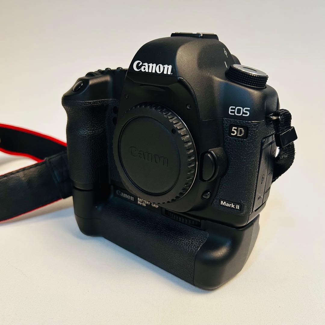 美品　Canon EOS 5D Mark II 本体 バッテリーグリップ付き