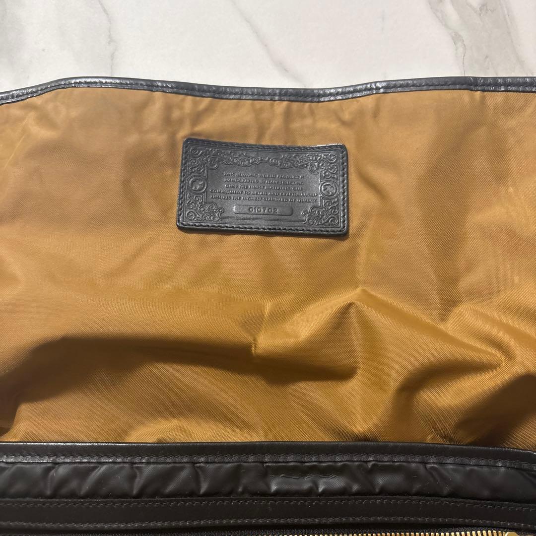 ハンティングワールド　バチュークロス　ショルダーバッグ　黒