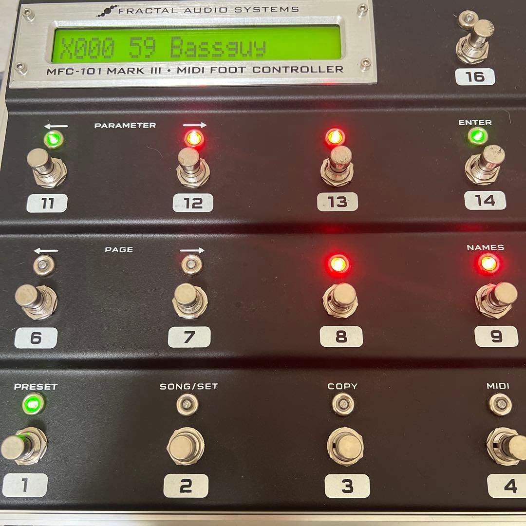 アンプ FRACTAL AUDIO Axe Fx2 XL+ MFC-101 Mark3