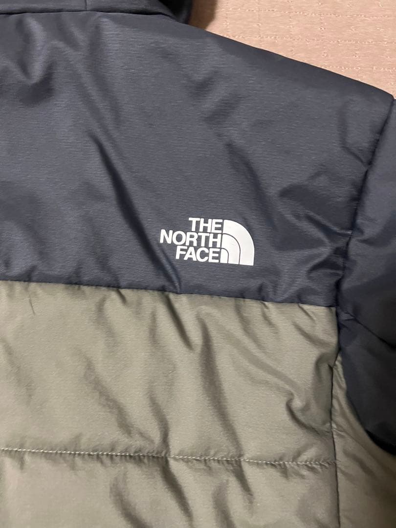 THE NORTH FACEリバーシブル エニータイム インサレーテッドフーディ