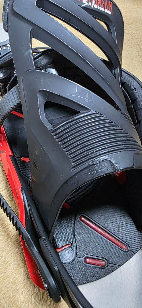 スノーボード Salomon Hologram