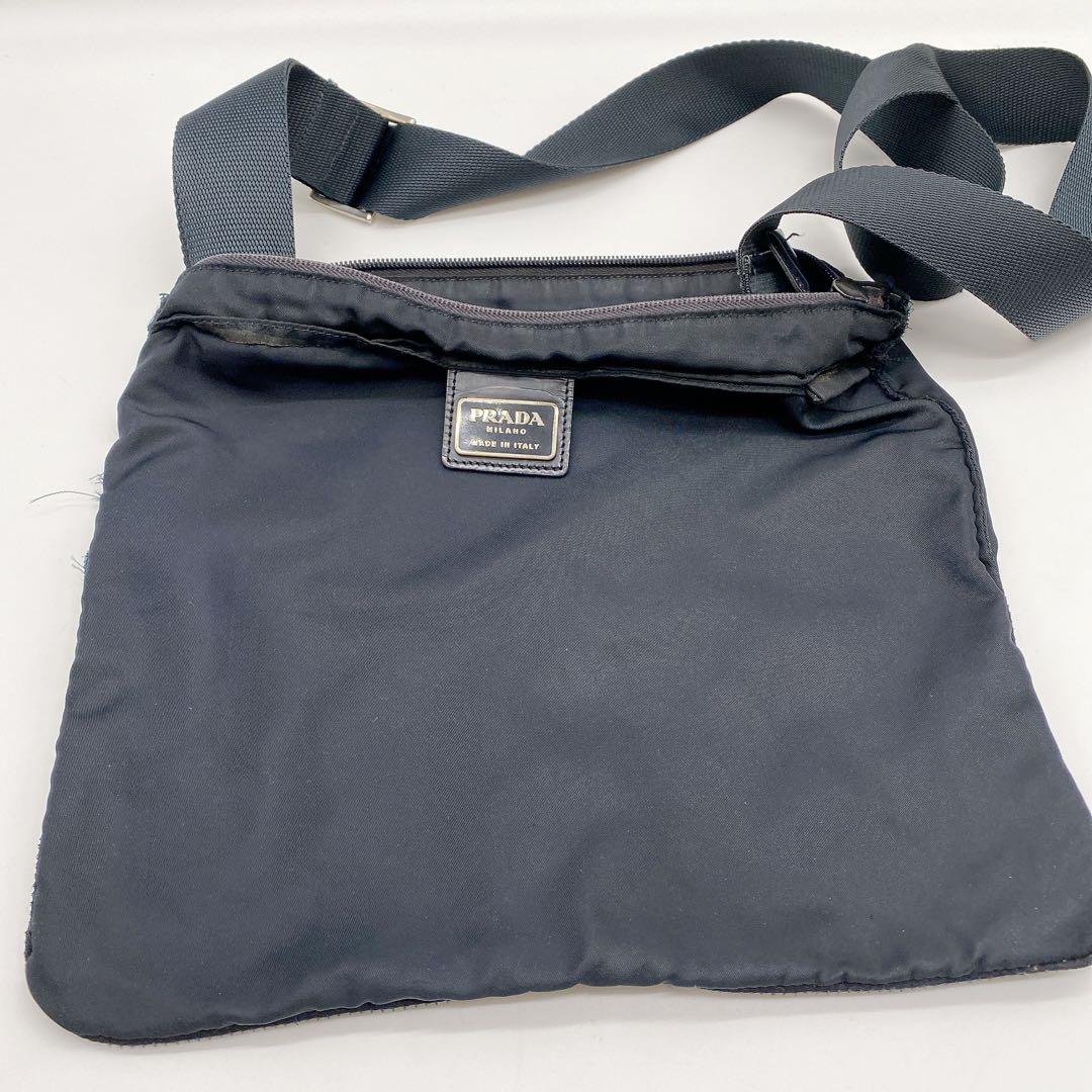 PRADA プラダ ナイロン ショルダーバッグ 三角ロゴ ブラック　男女兼用