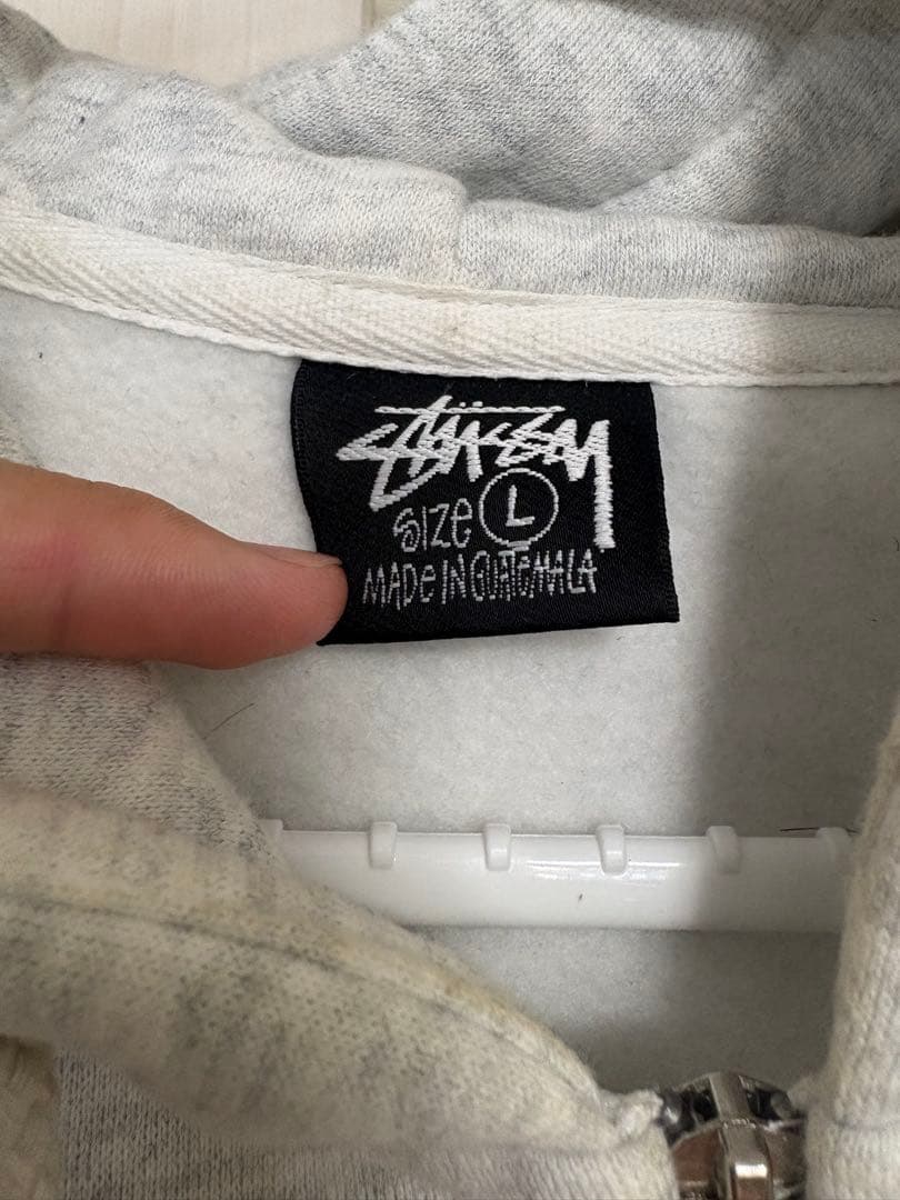 『正規品』ストゥーシー　白パーカー フロントバックロゴ入り