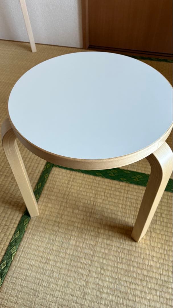 artek スツール60 ホワイトラミネート