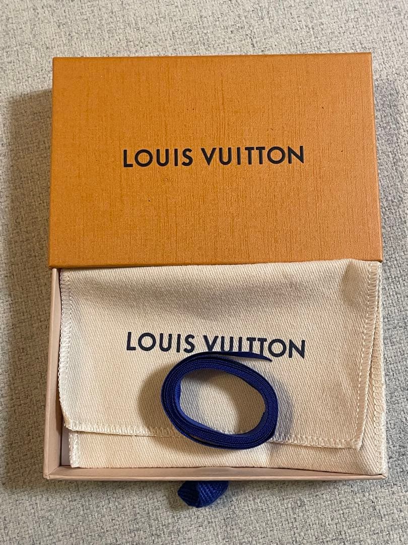 LOUIS VUITTON ブラック アエログラム ポシェット　クレケース
