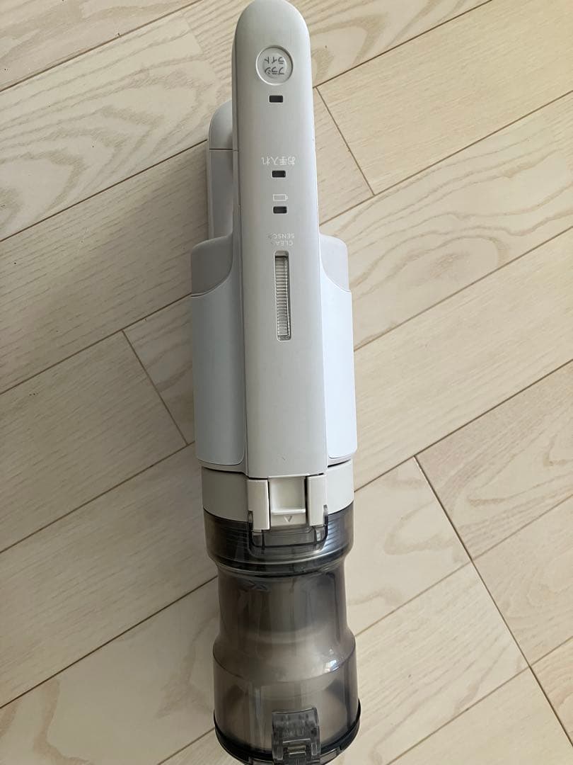 な*な様 21年製 パナソニック コードレス 掃除機 クリーナー MC-VKS8