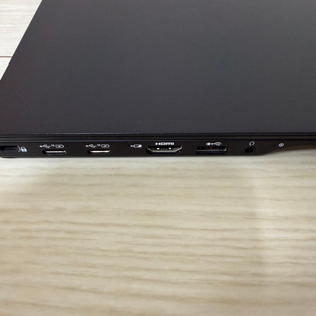 【ノート型パソコン】富士通 LIFEBOOK UH-X/E3