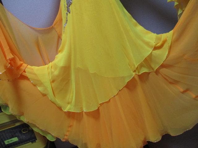 社交ダンス Sunnise/Mango　 イエローオレンジ グラデーションドレス