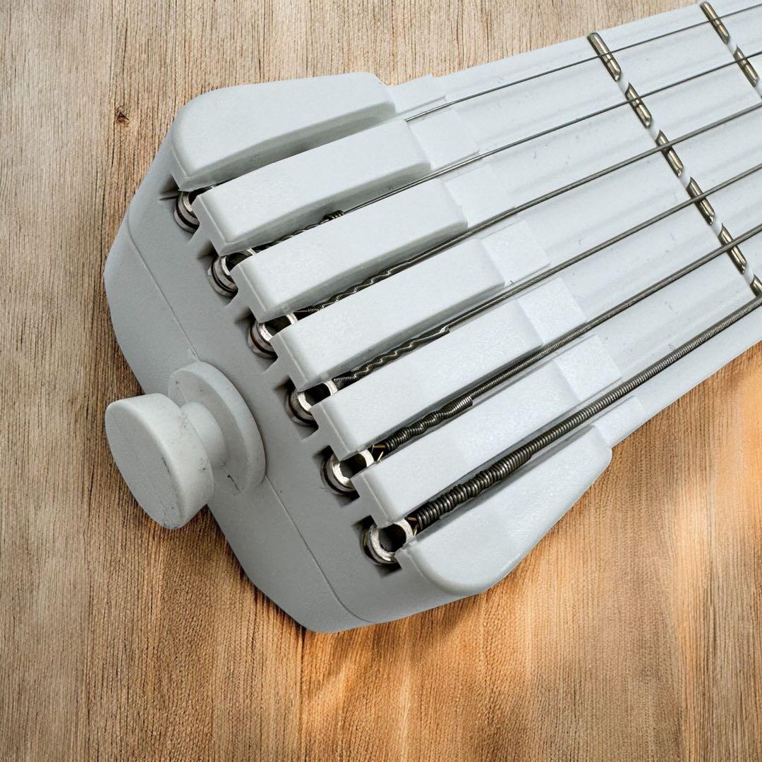 美品‼️USB充電スマート電子ギター スピーカー内蔵 ホワイト SG7