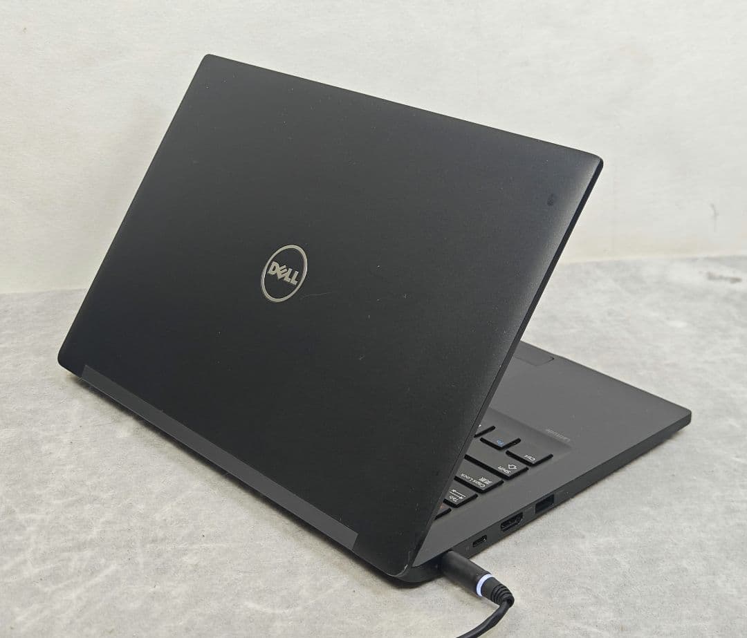 DELL Core i5 7300U SSD256GBメモリ16GB