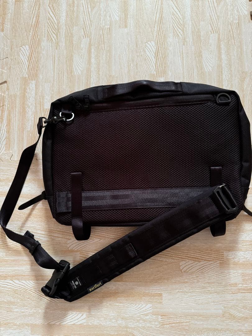 narifuri×master-piece メッセンジャーバックとロンT2枚