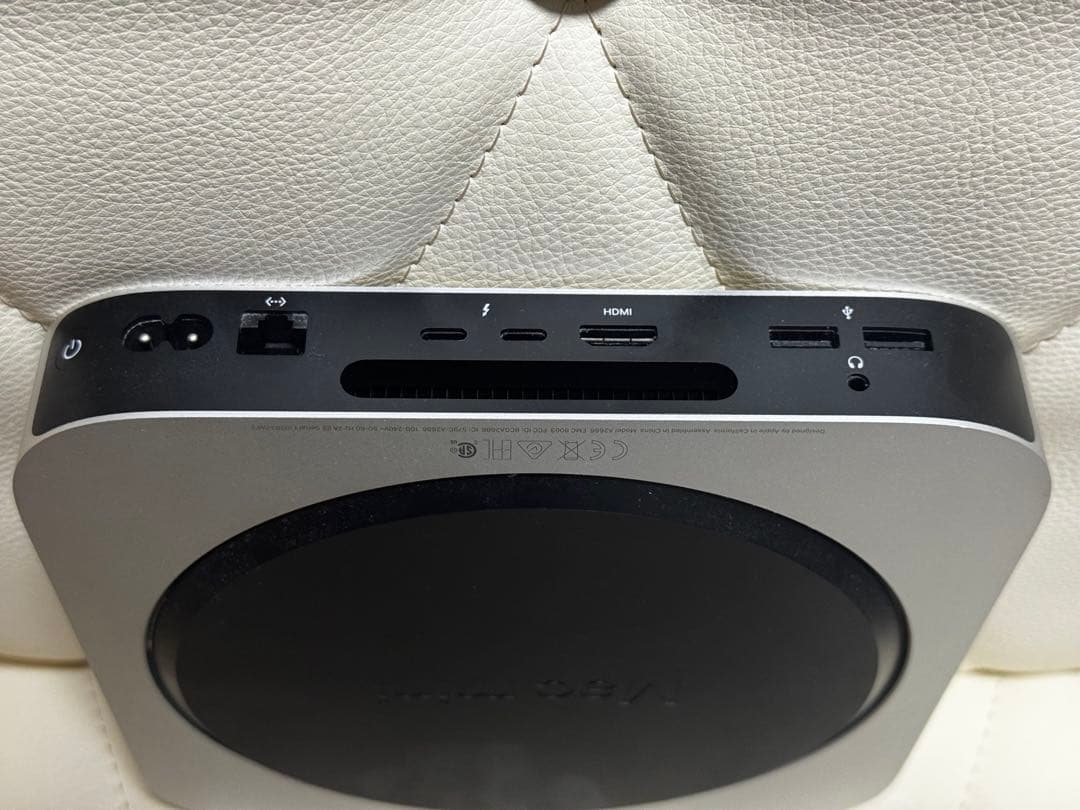 M2 Mac mini 8GB 256GB 中古