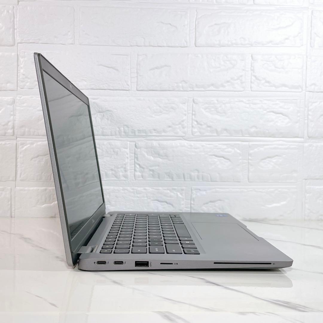 高年式 Corei7 11世代/SSDNVMe/16GB/ノートパソコンDELL