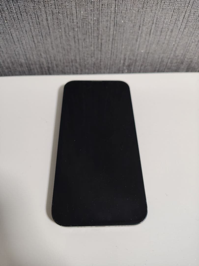 iPhone 13 128GB Simフリー 背面割れ ジャンク 画面無傷