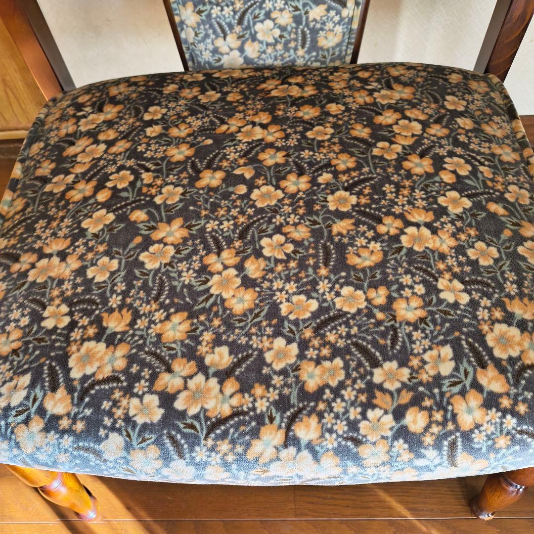 カリモク コロニアル 花柄 アームチェア ベロア