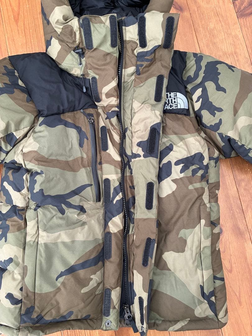 ノースフェイス　バルトロライトジャケット　ウッドランドカモ　Mサイ