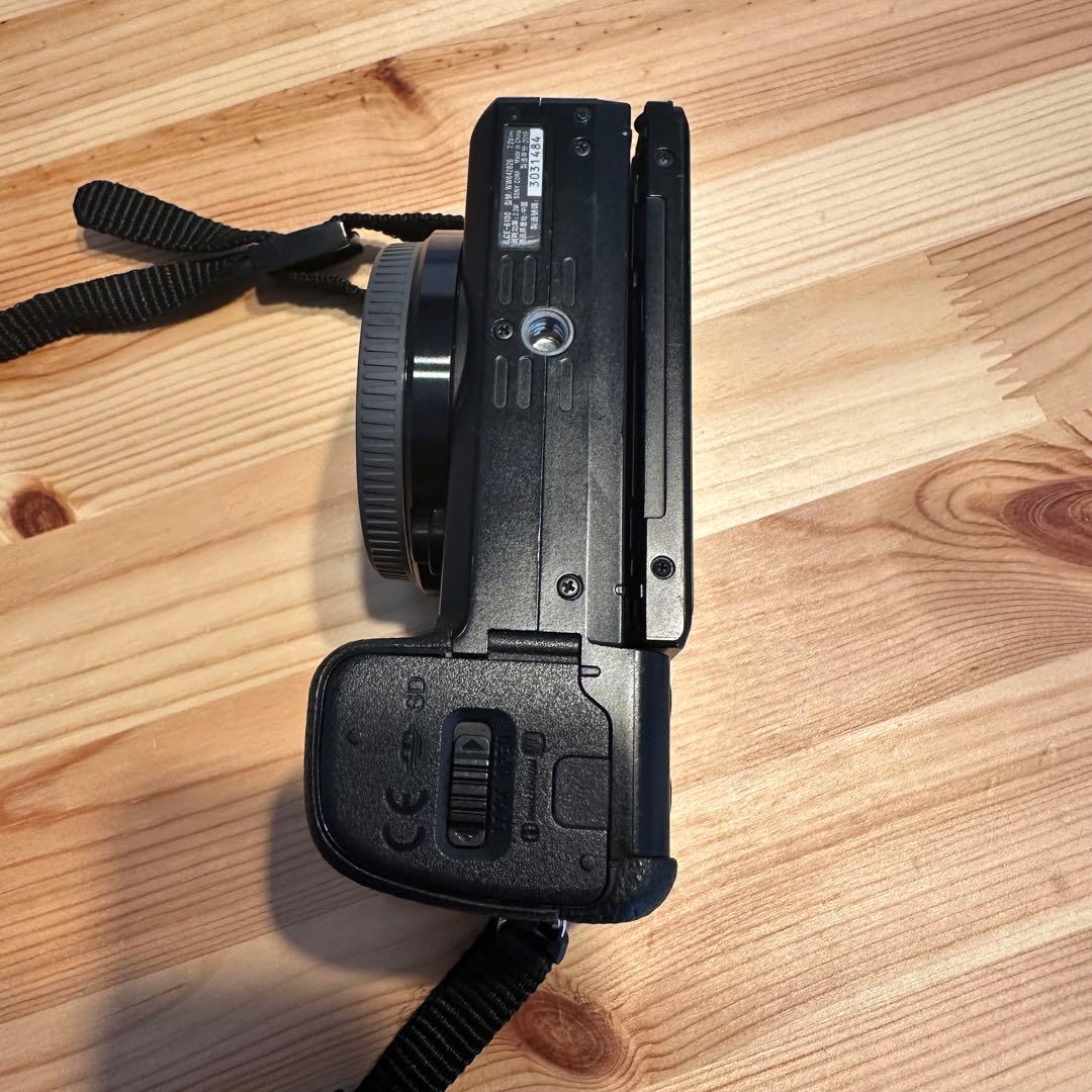 【美品】SONY α6100 Eマウント 純正バッテリー×3個付属