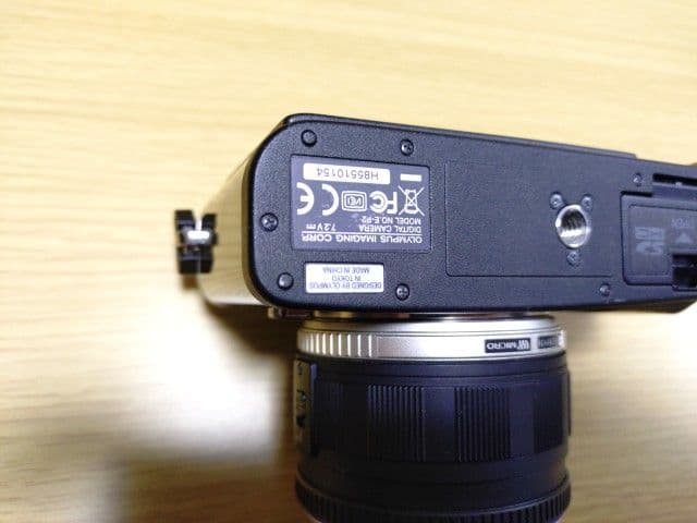 OLYMPUS PEN E-P2 レンズ付 充電器新品 手ブレ補正不良 ジャンク