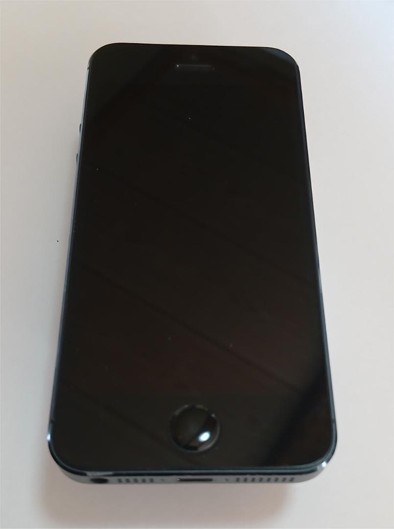 Softbank Apple iPhone 5 - 非常に良い状態 - 16GB