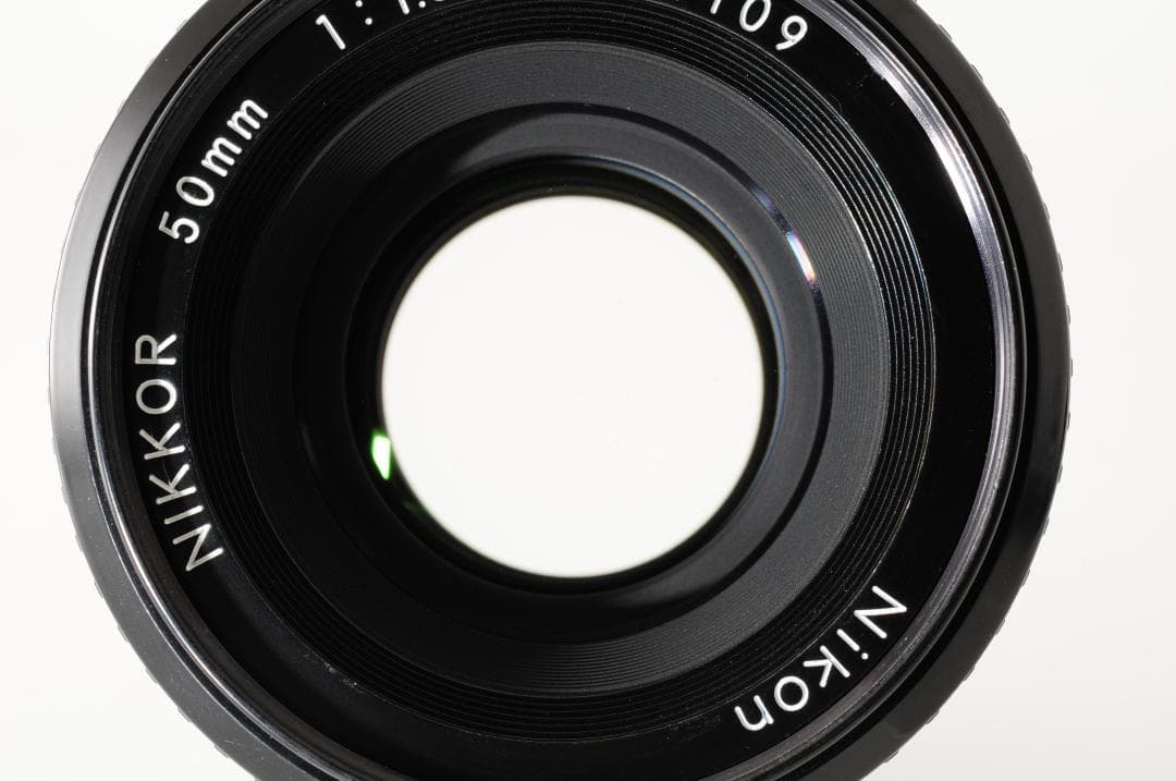 Nikon Ai NIKKOR 50mm F1.8 MFレンズ