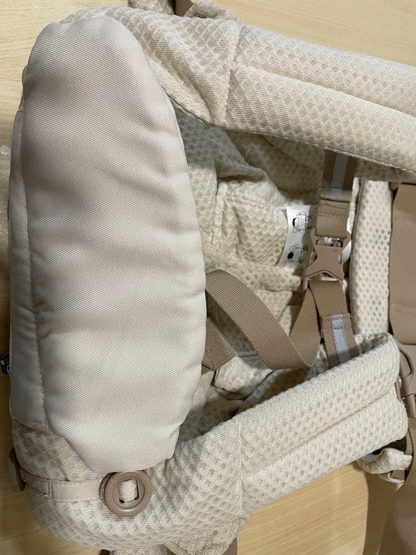 エルゴベビー　オムニブリーズ　抱っこひも ベージュ　抱っこ紐