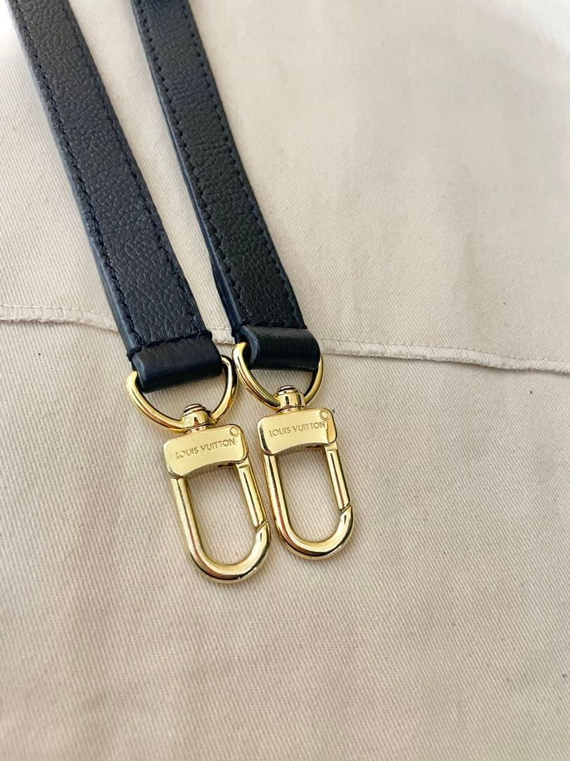 あやや様本人確認中RFID 正規品 ルイヴィトン オンザゴーPM アンプラント