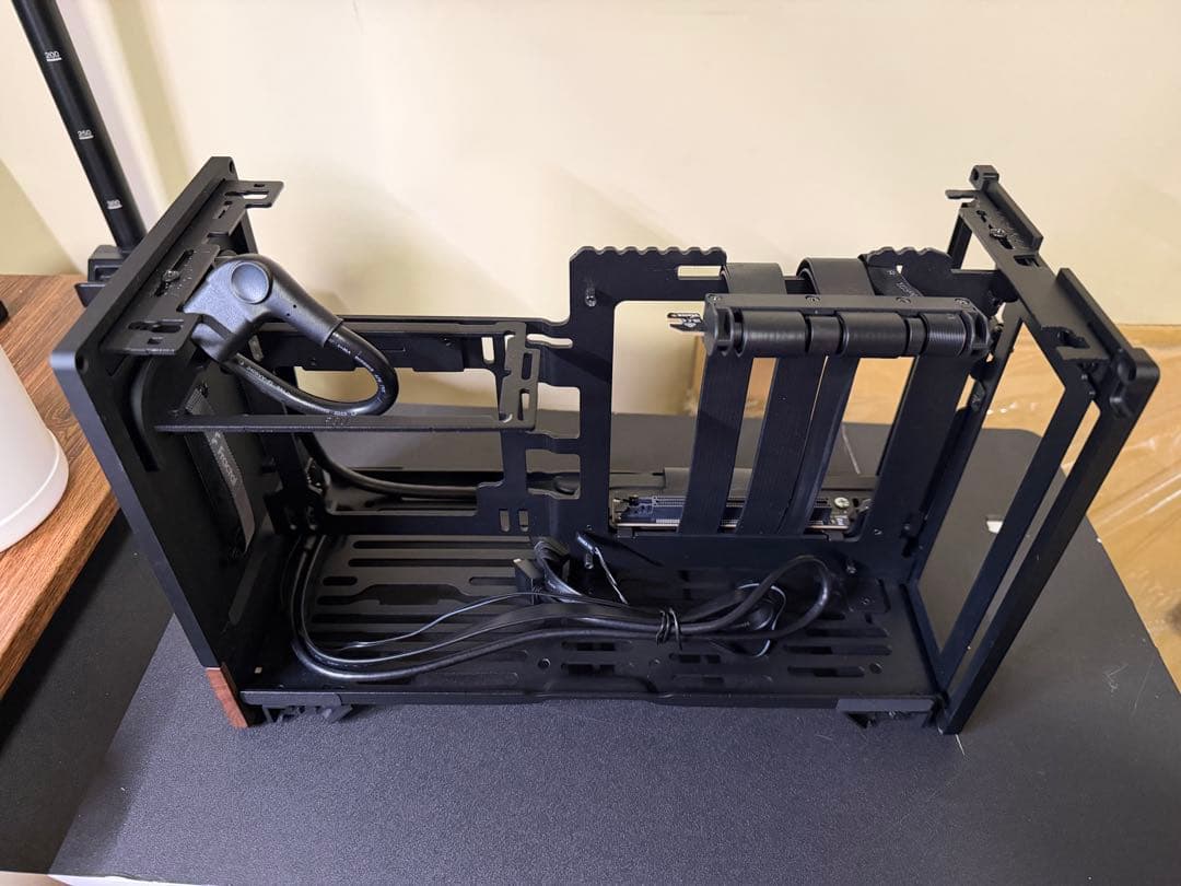 PCケース(自作PC用) Fractal Design terra