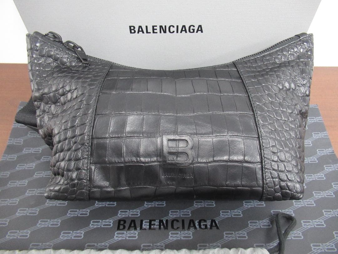 未使用 BALENCIAGA バレンシアガ ショルダーバッグ クロコ型押しレザー