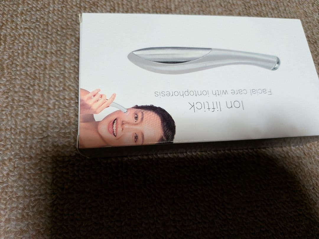 Ion Lift 美顔器 シルバー、クリーム4個セット