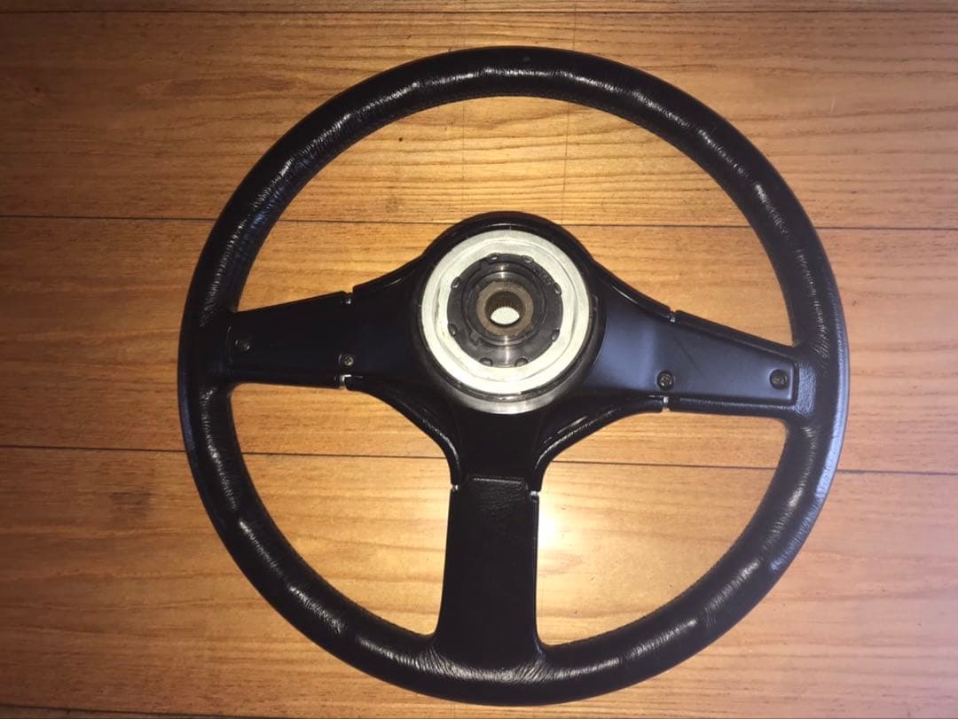 超早い者勝ち!21日迄限定超特価! 希少7thスカイライン前期GT系ステアリング