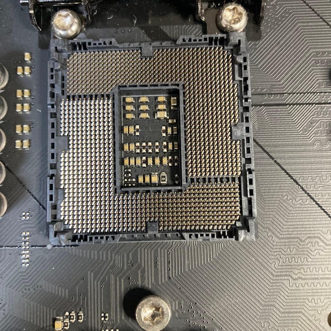 マザーボード ASUS ROG MAXIMUS XI HERO(Wi-Fi) LGA1151