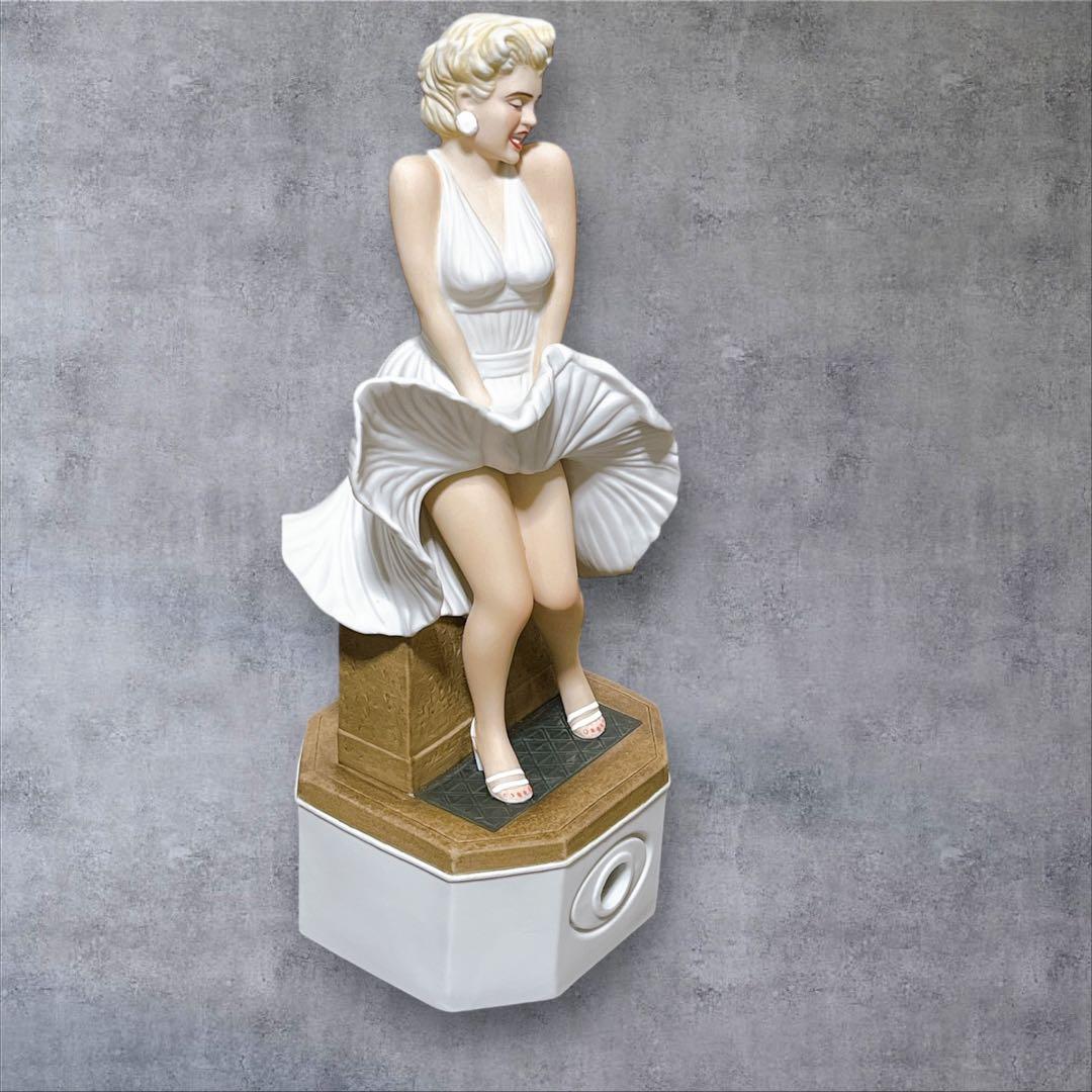 マリリンモンロー 7年目の浮気 ウイスキーボトル 空瓶 陶器製