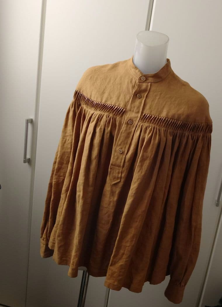 ★美品★ Scye ★高密度リネン★タックブラウス ★キャメル★